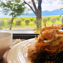 伊と咲の（いとえの）おそば