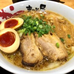 【「まこと屋」と「ふくろう」】