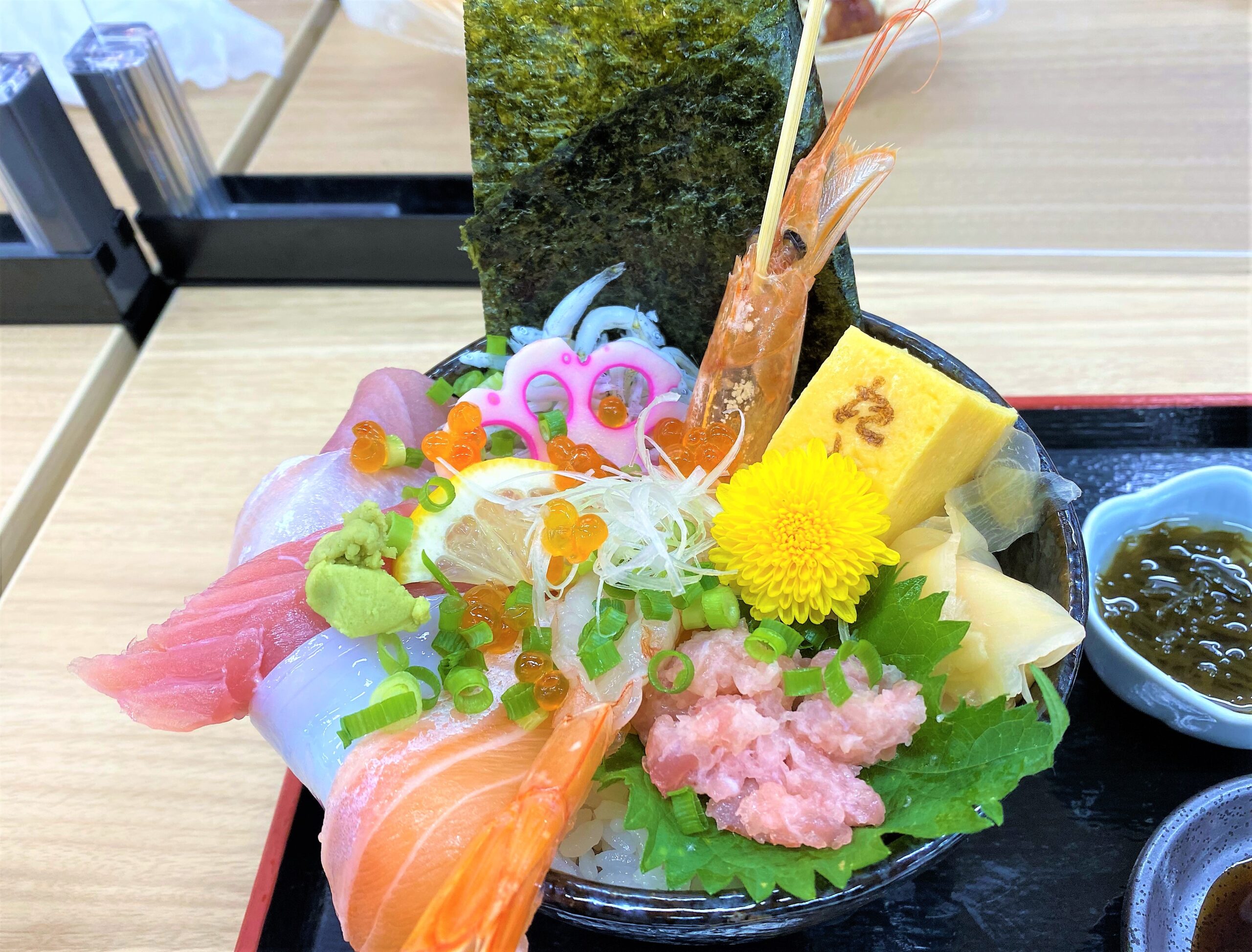 美品 伊太利屋 フードファー付きコート ブラウン