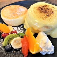 ふわっふわの贅沢なパンケーキ「aix cafe」