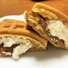 大垣のお土産、「焼きたてワッフルカワイ」