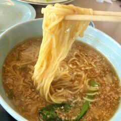 ちゃいなふくふくの看板メニュー「ひき肉ラーメン」