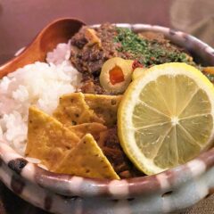 翼果楼の夜カフェ「yoro」で、絶品カレーライス！