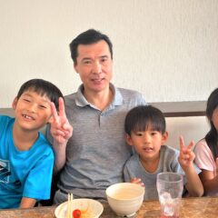 孫ちゃんたちと「焼肉でん」のランチ食べ放題！