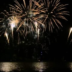 花火大会のビールのおつまみと〆のおにぎり