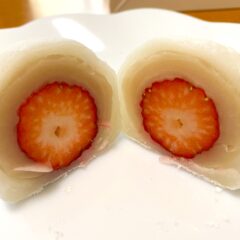 いちご大福と和三盆シュー♪「かのくらちゃらく」