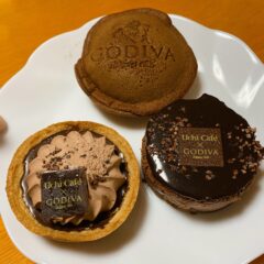 ローソン話題の新作スイーツ！「プティノエルショコラ」