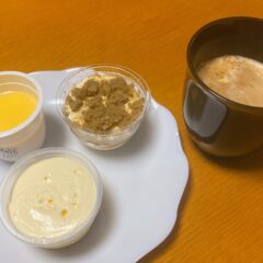 ローソンスイーツ人気NO.1「ほろふわ栗粉の栗堪能モンブラン」