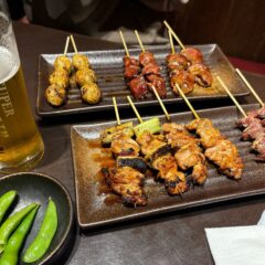 先代から引き継ぐ変わらぬ味！「やきとり屋 日湖（にこ）」