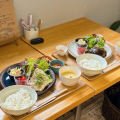 農業倉庫をリニューアルした隠れ家ランチ！「マツバラbase號」